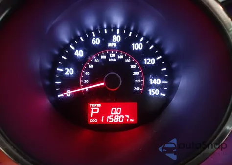 2013 Kia Sorento Lx z USA, uszkodzony, nr VIN 5XYKT3A18DG312916